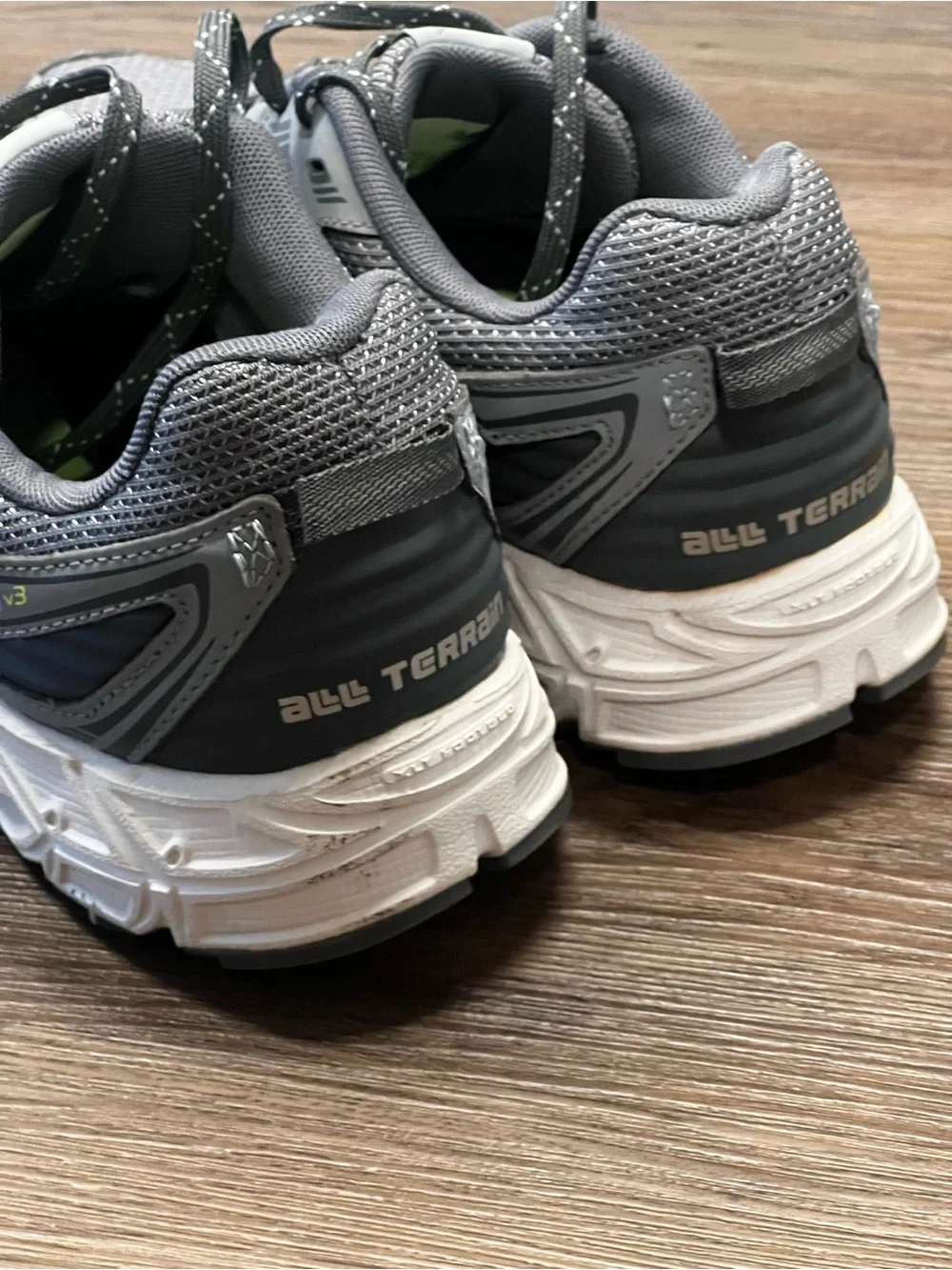New Balance Men's Gray and Lime Athletic Running Shoes